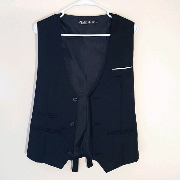 Men's Vest - Picture 1 of 6